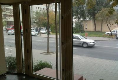 Spațiu comercial, de 78 mp, în Central