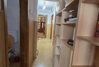 Apartament cu 2 camere decomandat în Radu Negru - 3