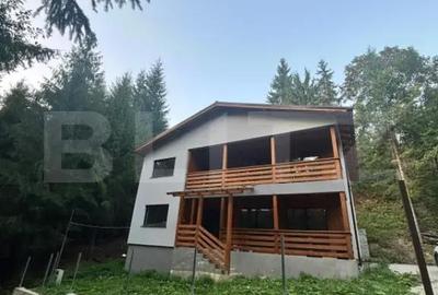 Casă cu 7 camere cu Teren 1170 Mp în Colibița - 3