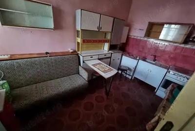 A 33 Proprietarul vinde casa energiei gara construita acum 3 an din caramida , - 4