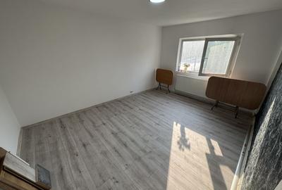 Apartament 3 camere zona Cet - 2