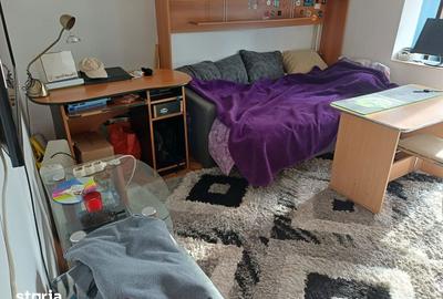 Apartament cu 3 camere decomandat în Central - 2