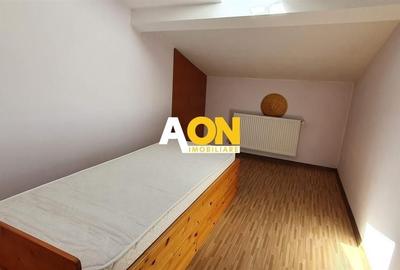 Duplex cu 10 camere cu Canalizare în Central - 18