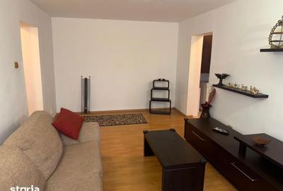 Apartament cu 3 camere în Micro 9 - 16
