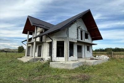 Casă spațioasă cu grădină generoasă de 12 ari – ideală pentru familie! - 2