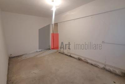 Apartament cu 4 camere decomandat în Tineretului - 10