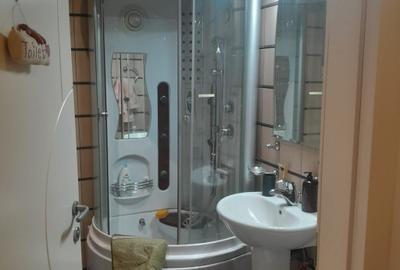 Apartament cu 3 camere în Central - 5