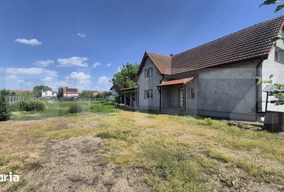 Casă cu 4 camere cu Teren 1345 Mp în Lazuri - 14