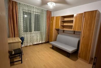 Apartament cu 3 camere decomandat în Olteniței - 5