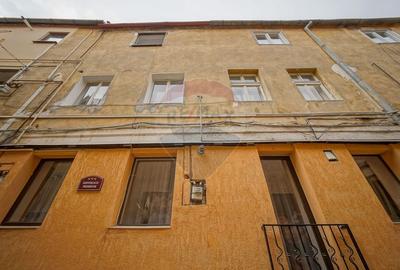 Apartament cu potential deosebit, pe str. Republicii - Centrul Istoric - 14