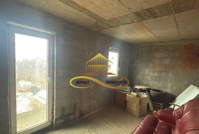 Casă cu 4 camere cu Canalizare în Calea Moldovei - 4