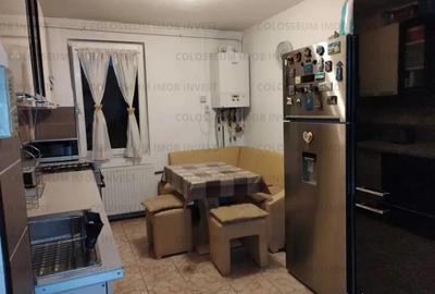 Apartament cu 4 camere decomandat, mobilat în Tractorul - 7