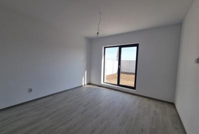 Casa parter - 3 camere - 2 bai- beci- pod -350mp teren-incalzire pardoseala - 3