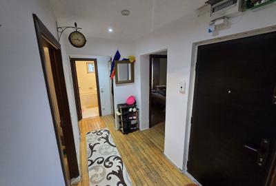 Apartament cu 3 camere decomandat în Metalurgie - 3