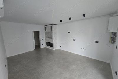 Apartament cu 3 camere decomandat în Girocului - 16