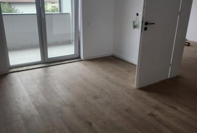 Apartament cu 3 camere, 60 mp,terasa, zona  Porii - 5