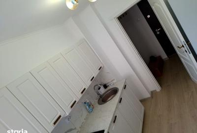 Apartament cu 3 camere decomandat în Central - 9
