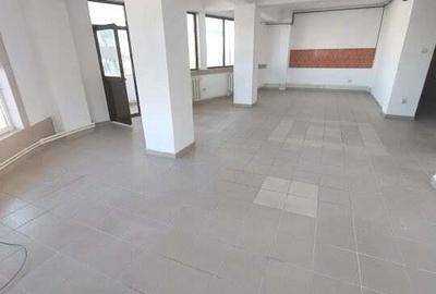 Ultracentral -bd. Mamaia , spatiu IDEAL BIROURI, 130 mp., etaj 1 - 19