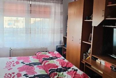 Apartament cu 3 camere decomandat în Bartolomeu - 9