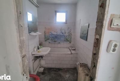 Apartament cu 3 camere decomandat în Decebal - 5