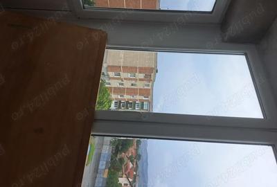 Apartament cu 4 camere decomandat în Sebeș - 9