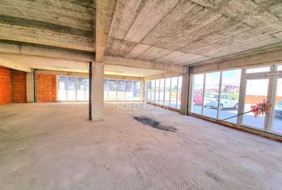 Spatiu Comercial -Floresti -Open Space/Bloc Nou/Vitrina Mare/Parcari - 6