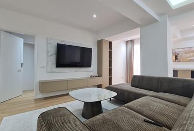 Apartament cu 4 camere în Herăstrău - 1