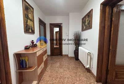 Apartament 3 camere de vanzare - Bulevardul General Dascalescu, Piatra Neamt - 4
