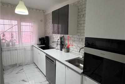 Apartament cu 3 camere semidecomandat în Titan - 6