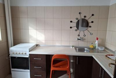 Apartament 2 camere renovat, balcon mare 11 mp, Calea Griviței, etaj 5/7 - 4