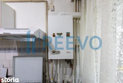 Apartament cu 4 camere decomandat în 9 Mai - 15