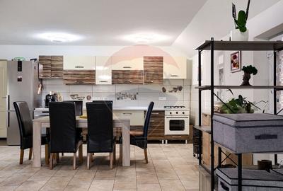 Casa de vanzare cu 3 camere, complet utilata, 175mp, Frumuseni Arad