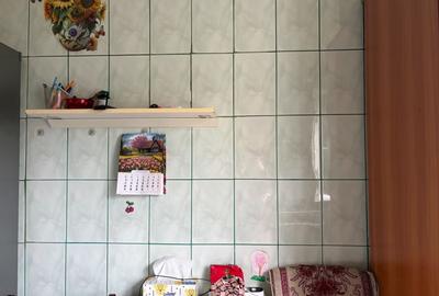 Apartament cu 3 camere semidecomandat, mobilat în Apărătorii Patriei - 16