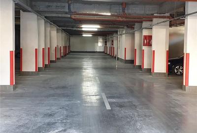 Apartament cu 4 camere decomandat, mobilat în Tractorul - 11