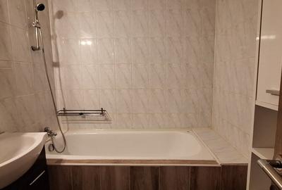 Apartament cu 3 camere semidecomandat, mobilat în Titan - 18