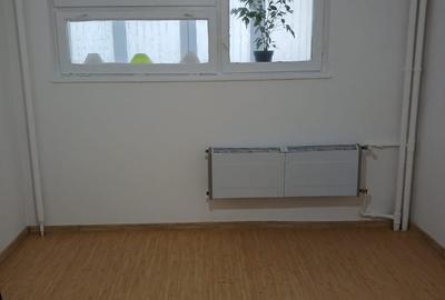 Apartament cu 2 camere semidecomandat în Obor