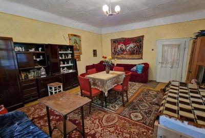 Casă cu 4 camere în Carani - 6