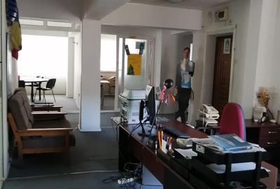 ULTRACENTRAL   SPATIU 7  BIROURI - 1