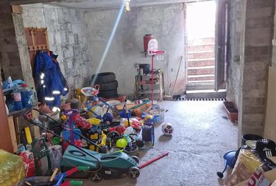 Casă cu 4 camere cu Teren 362 Mp în Poiana - 3