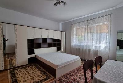 Apartament la casă în zona Florilor, COD 8234 - 1