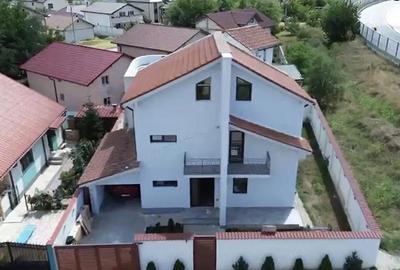 Casă cu Teren 333 Mp în Lumina