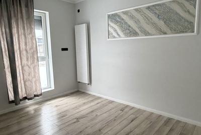 Casă cu 4 camere cu Canalizare în Tunari