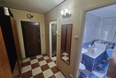 Valea Ialomitei langa statia de metrou  garsoniera mobilata utilata p/4 dec - 7