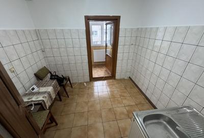 Apartament cu 2 camere semidecomandat în Inel I - 6
