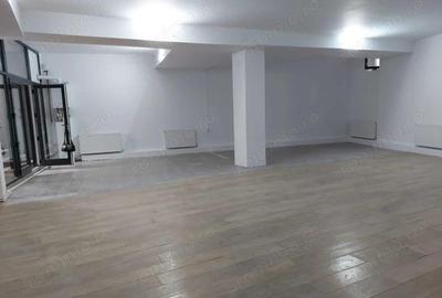 Vand/inchiriez spatiu 200mp Stefan cel Mare. - 2