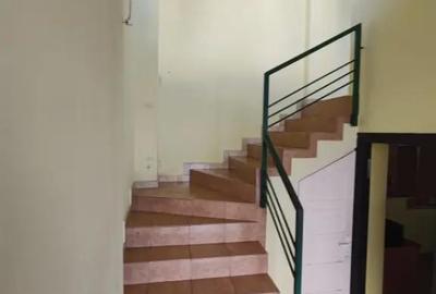 Spațiu comercial, de 118 mp, în Central - 4