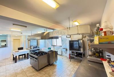 Pensiune cu 14 camere de vânzare Bucovina lângă pârtia Pojorata Malini - 13