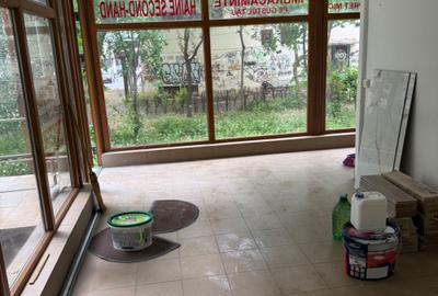 Spațiu comercial, de 30 mp, în Central - 3