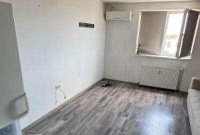 Garsonieră zona Poarta 6 semimobilat utilată 20 mp Garsonieră zona Poarta 6 semimobilat utilată 20 mp - 5