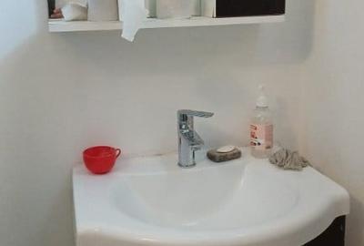 Casă cu 4 camere cu Teren 200 Mp în Apărătorii Patriei - 2